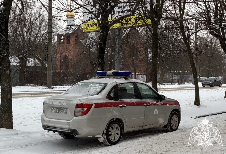 Росгвардейцы на автозаправочной станции задержали мужчину, находящегося в федеральном розыске