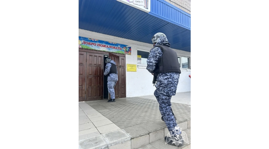  В Иванове сотрудники Росгвардии приняли участие во Всероссийских учениях на объекте образования