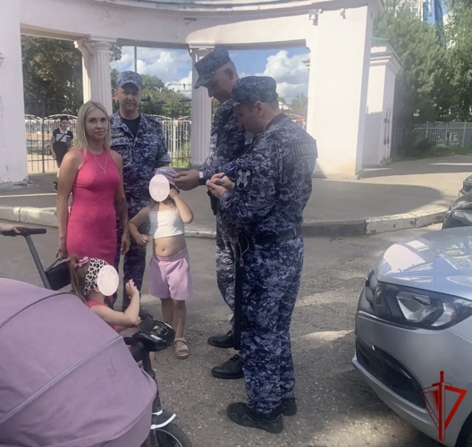 Ивановские росгвардейцы вернули матери потерявшуюся дочь